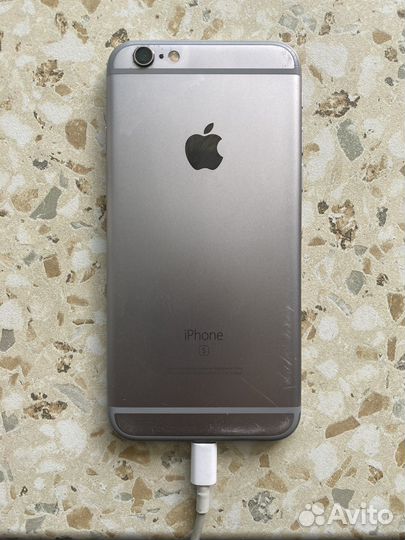 iPhone 6S, 64 ГБ
