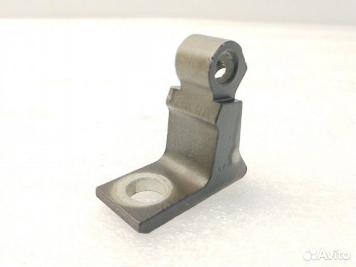 Петля двери передняя левая Volkswagen Tiguan 1 2.0