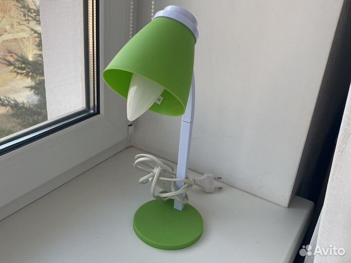 Лампа настольная