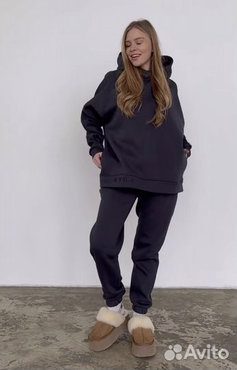 Спортивный костюм новый