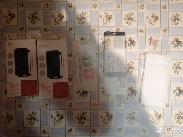 Чехлы для телефонов