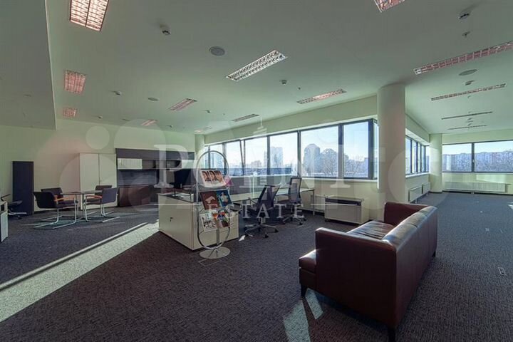 Сдам офисное помещение, 3371 м²
