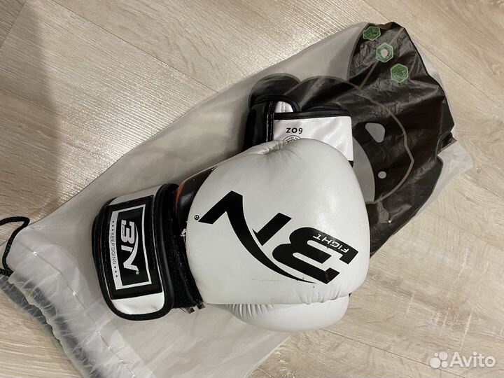 Боксерские перчатки детские 6 oz