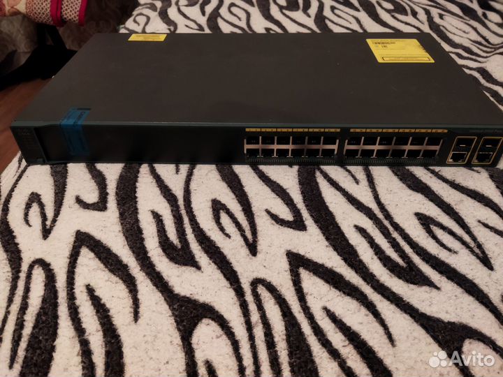 Коммутатор Cisco WS-C2960R+24TC-L