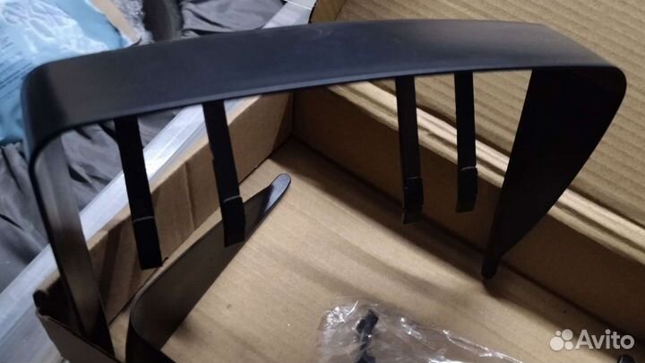 Козырёк на экран 7