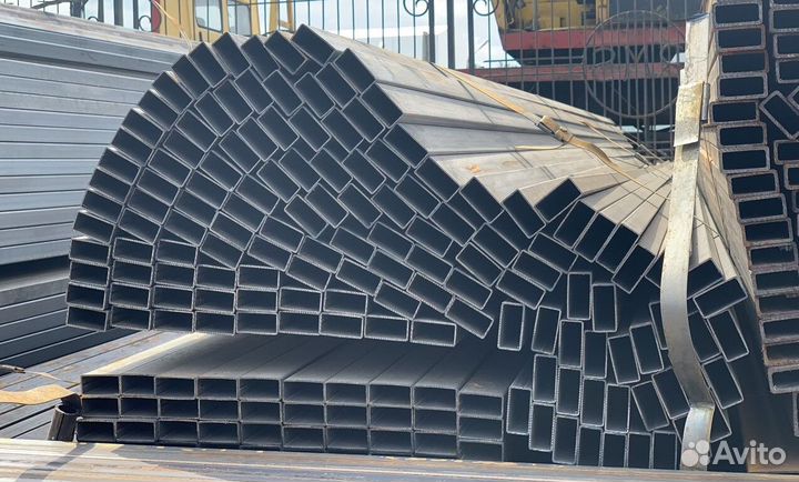 Профильная труба 80х80х3