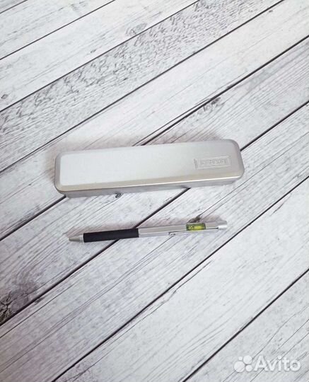 Iceberg новая шариковая ручка в кейсе