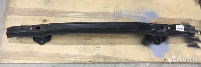 Усилитель бампера на BMW E90