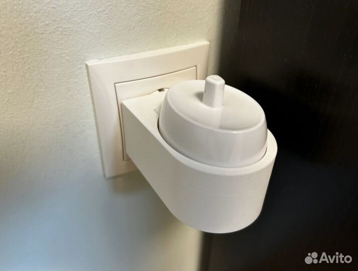 Держатель электрической зубной щетки Oral-B