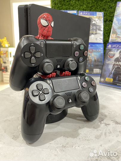 Sony PlayStation PS4 slim + 700 игр