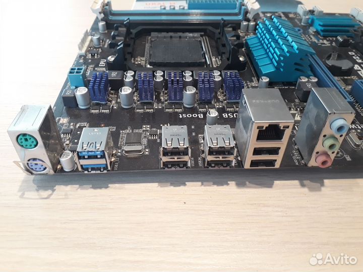 Asus M5A97 LE R2.0 (AM3+)