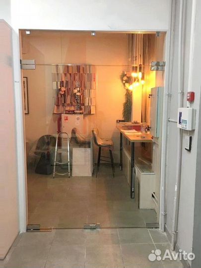 Межкомнатные стеклянные двери на заказ