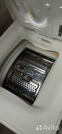 Стиральная машина с вертикальной загрузкой