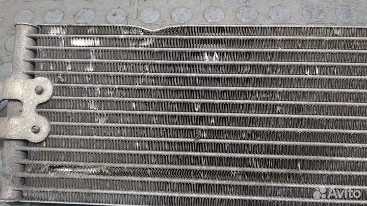 Радиатор масляный Audi Q7, 2011