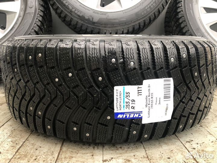 Оригинальные колеса на Audi Q8 / Q7 4M R19