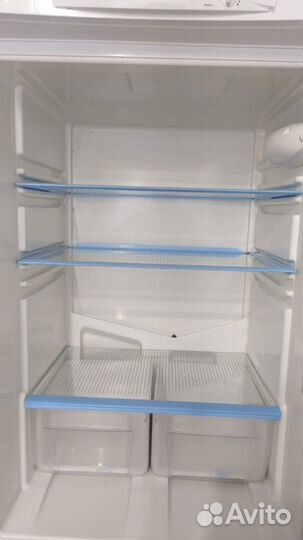 Холодильник бу индезит