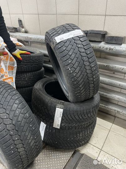 Continental Conti4x4IceContact 255/50 R19