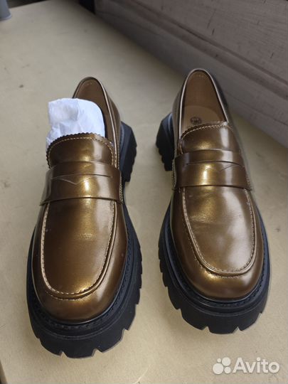 Лоферы женские 40 размер новые