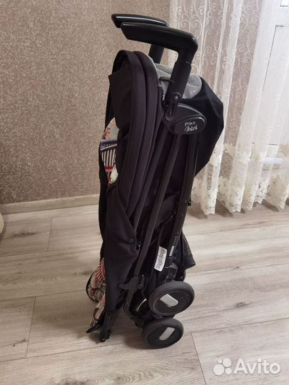 Прогулочная коляска трость peg perego pliko mini