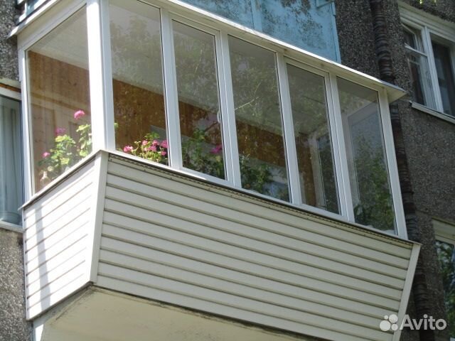 Балкон с отделкой