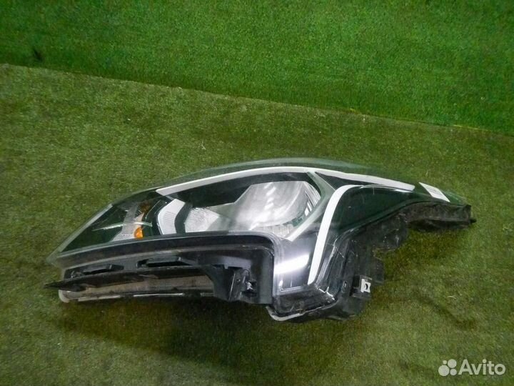 Фара левая Kia Rio