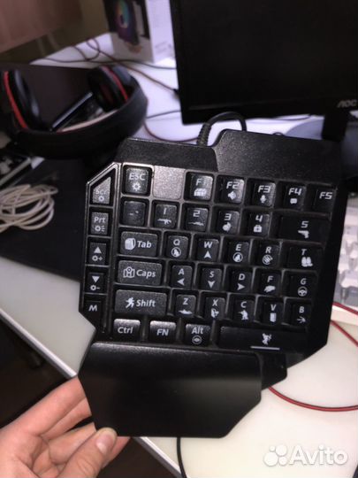 Игровая клавиатура и мышь для телефона