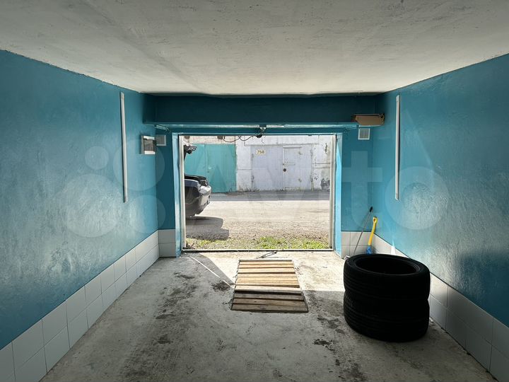 Гараж, 18 м²