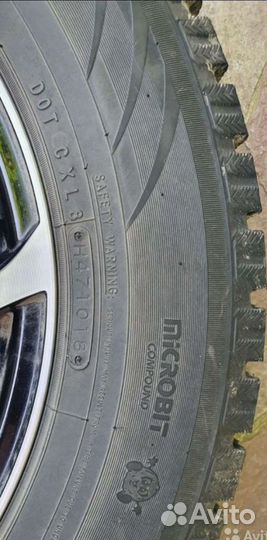 Toyo Observe GSi-5 235/65 R17 104Q