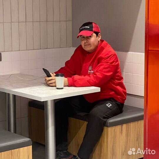 Повар сушист пицца