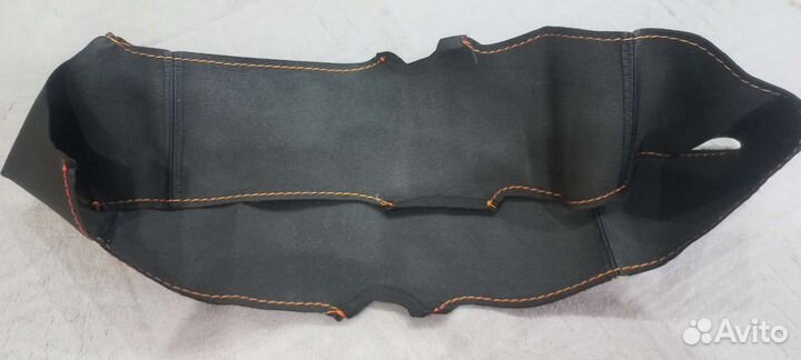 Оплетка на руль Лада Веста