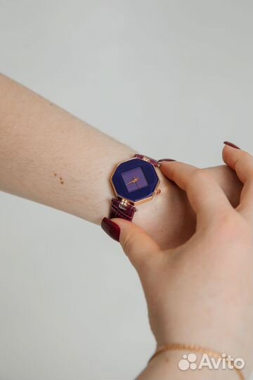 Часы наручные женские