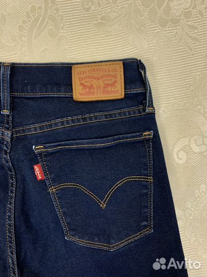 Джинсы levis