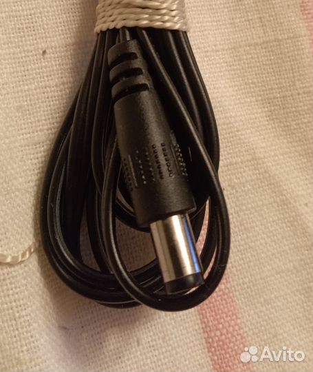 Блок питания (сетевой адаптер) Б/У рабочий