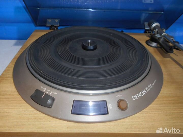 Проигрыватели винила Denon DP-3700F и DP-1700