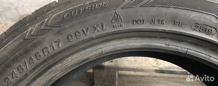 Minerva S210 Ice Plus 245/45 R17 99V