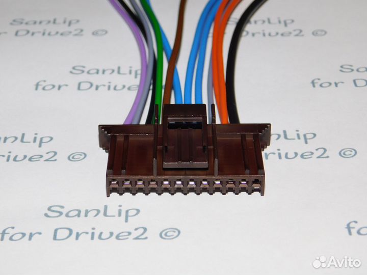 Разъем блока предохранителей Renault Megane