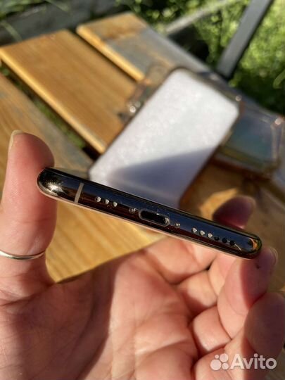 iPhone Xs, 256 ГБ