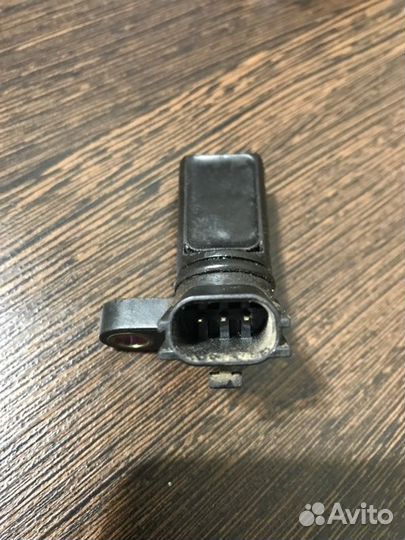 Датчик коленвала Nissan Almera N16E QG15DE