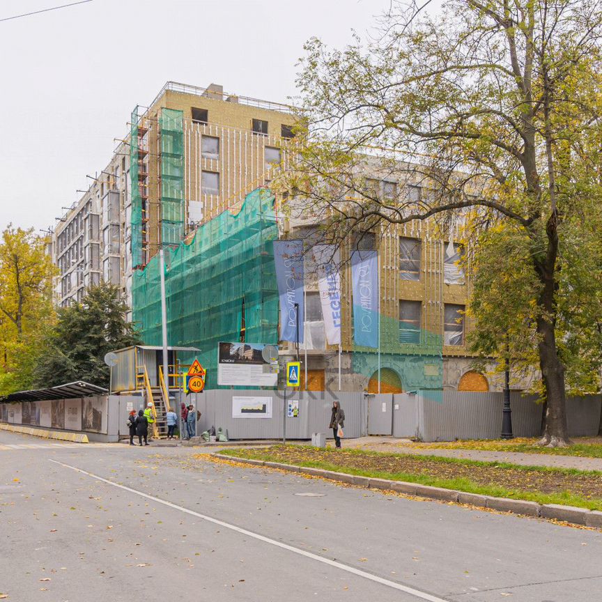 3-к. квартира, 96,9 м², 2/4 эт.