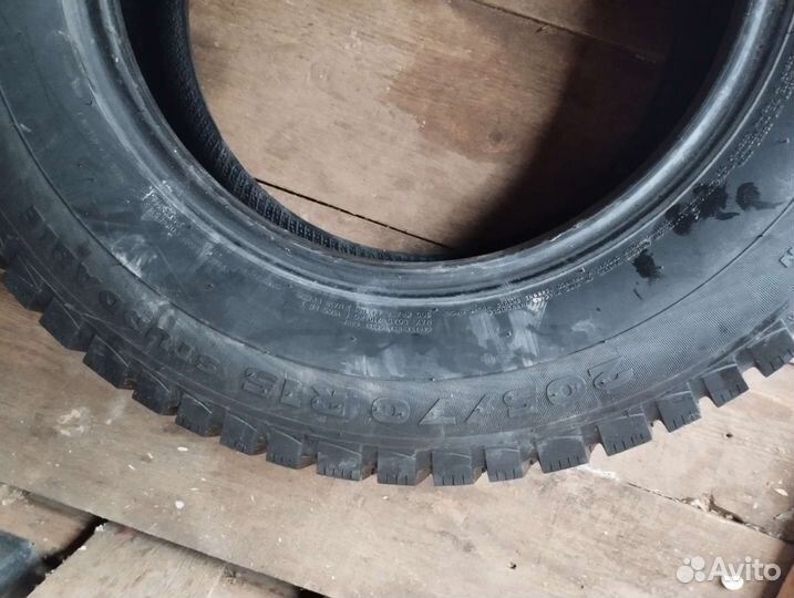 GT Radial Champiro IcePro 205/70 R15