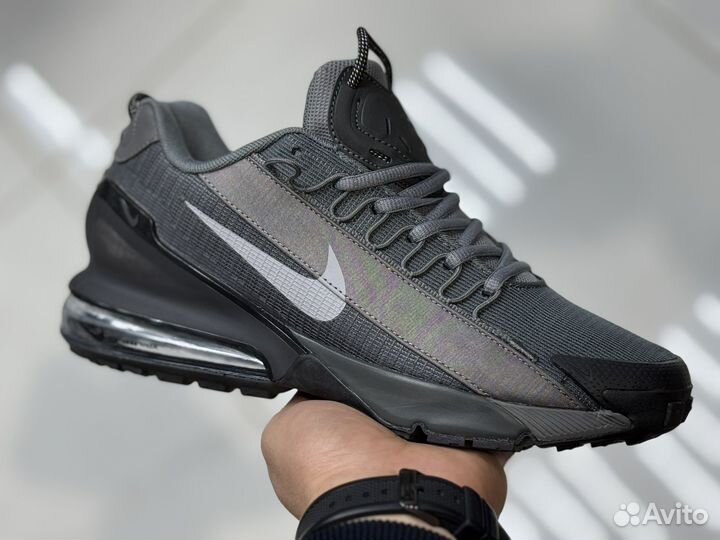 Кроссовки оптом