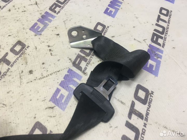 Ремень безопас. задний правый Фольксваген Гольф 5