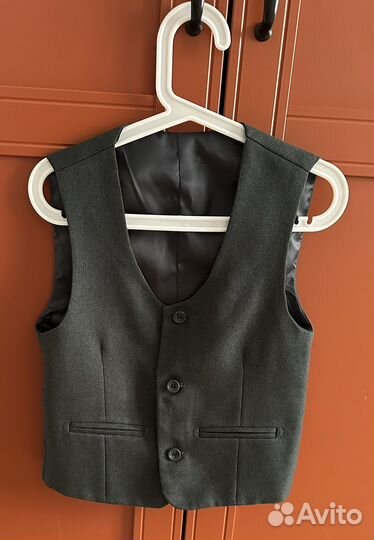 Жилетка для мальчика школьная 122