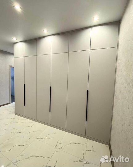 Стильный шкаф