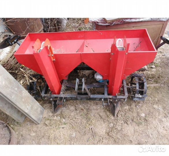 Картофелесажалка