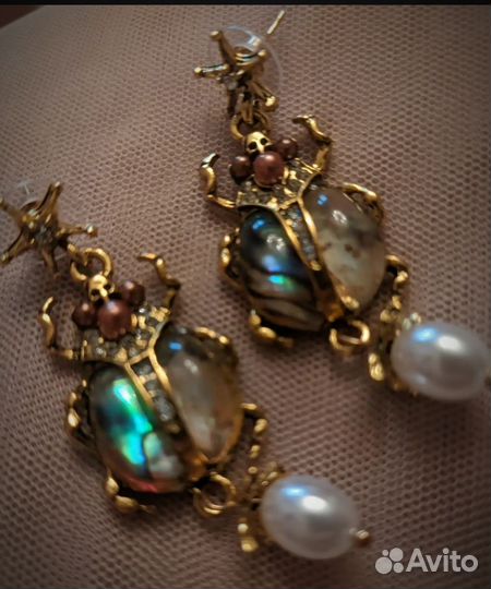 Бижутерия. Шикарные серьги скарабеи