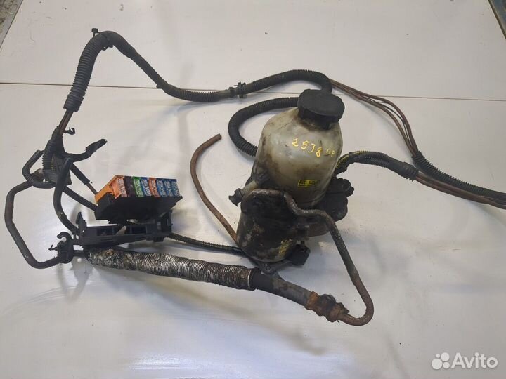 Насос усилителя руля Opel Zafira A, 2000