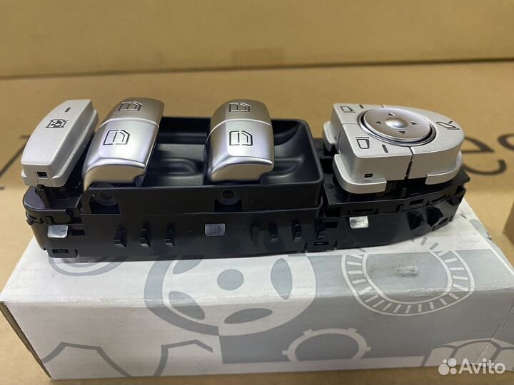 Блок управления стеклоподъемниками Mercedes W213