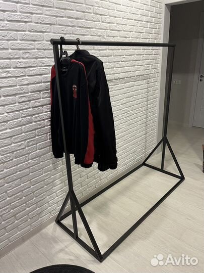 Вешалка напольная