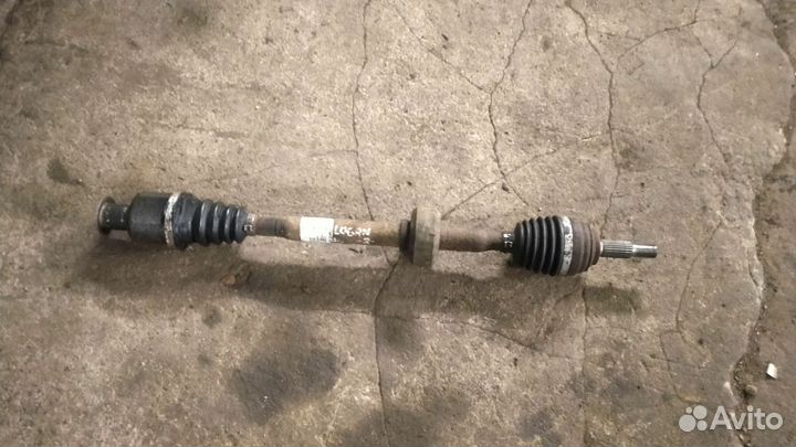 Полуось передняя правая Renault